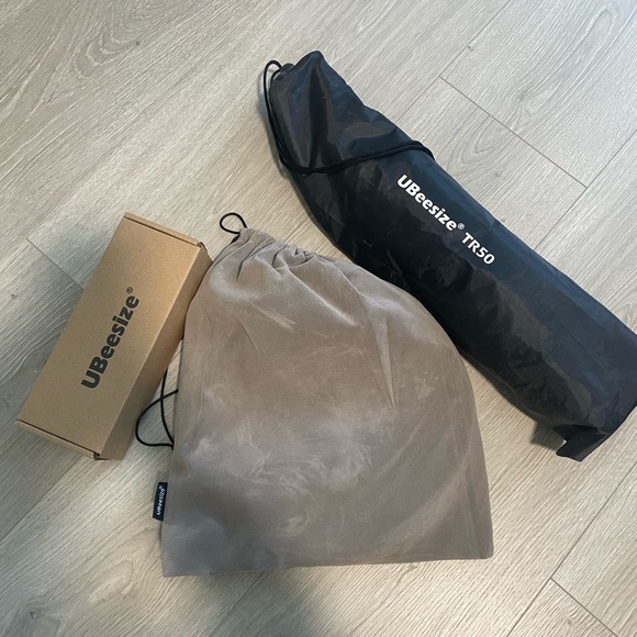 UBeesize TR50 Tripod + Ring light - Picture 2 of 5